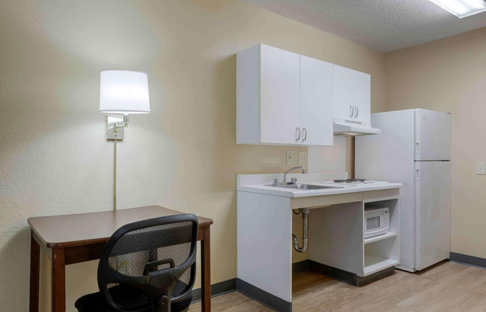 Extended Stay America Suites - Fort Lauderdale - Cypress Creek - Nw 6Th Way Exteriér fotografie