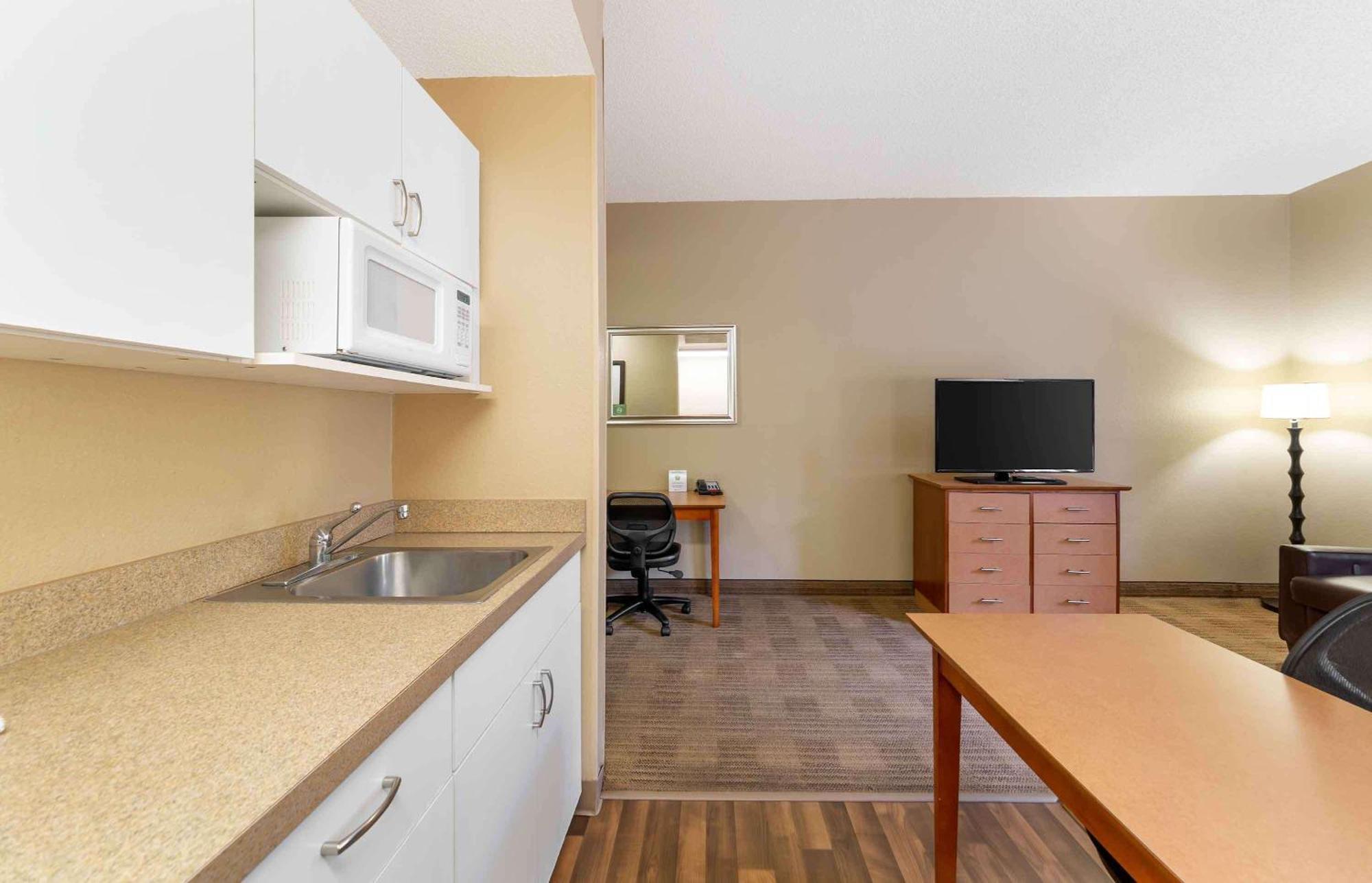Extended Stay America Suites - Fort Lauderdale - Cypress Creek - Nw 6Th Way Exteriér fotografie