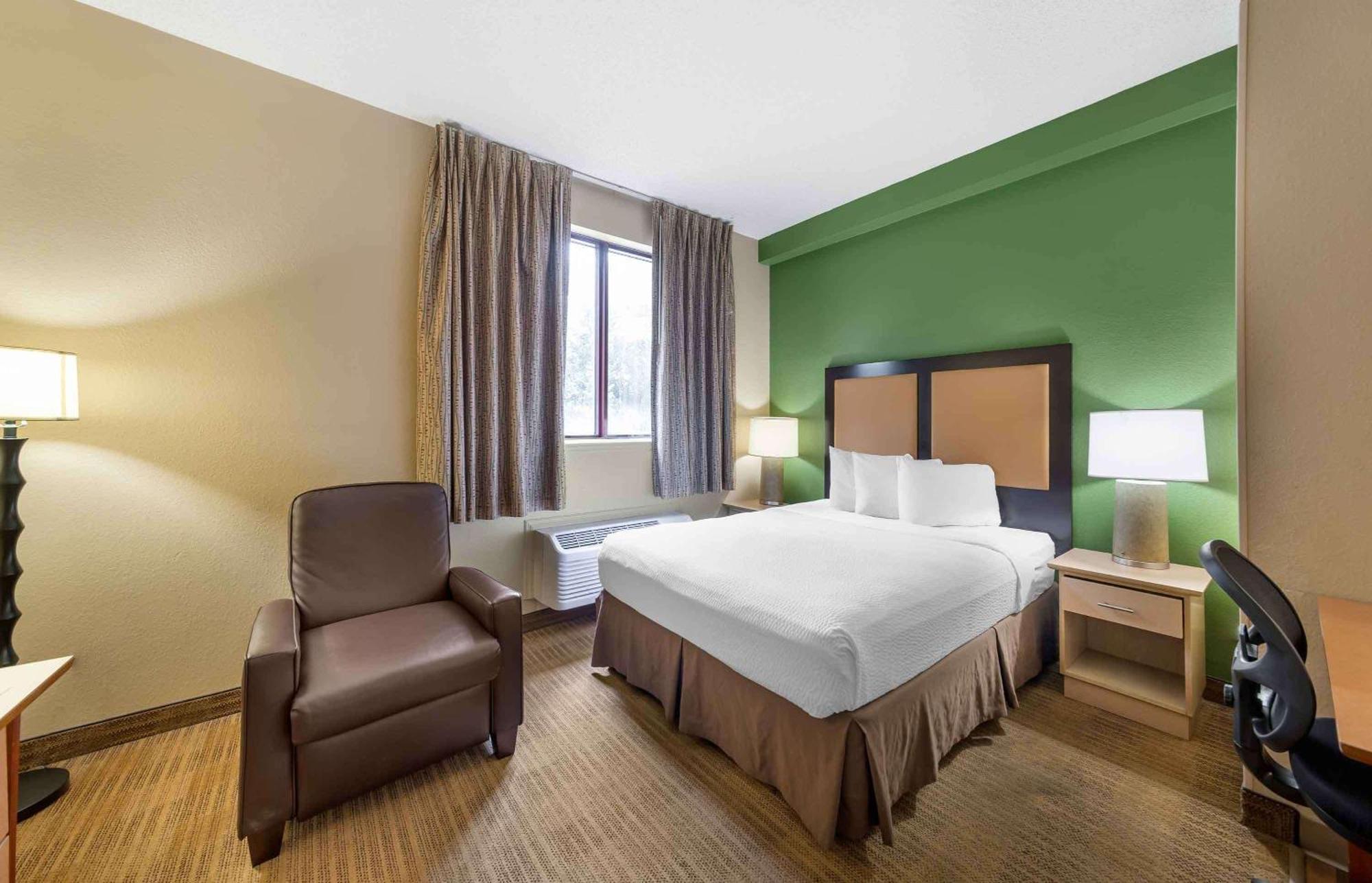 Extended Stay America Suites - Fort Lauderdale - Cypress Creek - Nw 6Th Way Exteriér fotografie